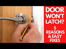 how to fix a door that won t latch