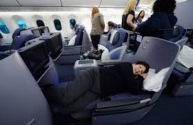 It entered commercial service as inaugural b777 flight in the world on 7th june 1995 from chicago to. United Airlines To Test Lie Flat Seats Aboard Certain 737 Max 10s
