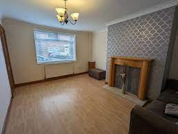 2 bed terraced house in