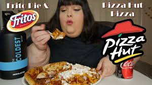 Buy 3 apple pies wingstreet sides for just $17.97. Hungry Fatchick Pizza Hut Pizza And Frito Pie Mukbang1 Facebook