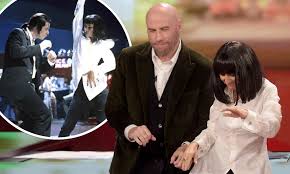 When mia (uma thurman) gets back from the bathroom, her conversation with vincent (john travolta) takes a twist. John Travolta Recreates Pulp Fiction Dance Scene 25 Years On Daily Mail Online