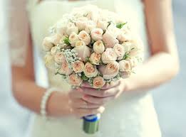 Bridal Bouquets for Every Budget | hitched.co.uk via Relatably.com