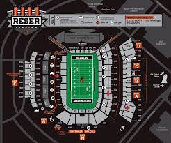 what is the capacity of reser stadium