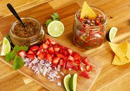 wickles strawberry jalapeño salsa