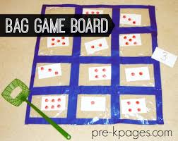 Recognizing letters, shapes, numbers, colors and patterns. Ziploc Quilt Counting Game Preschool Kindergarten