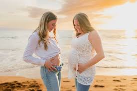 best friend maternity pictures