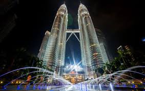 The petronas twin towers at kuala lumpur city centre is one of the best creature in the world. 10 000 Best Petronas Twin Towers Photos 100 Free Download Pexels Stock Photos