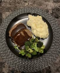 Costco food and product review fan site. Costco Kirkland Signature Beef Meatloaf With Cheddar Mashed Potatoes Review Costcuisine