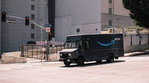Amazon truck 'delivers' woman in viral ...