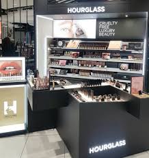 hourgl cosmetics premieres at dublin