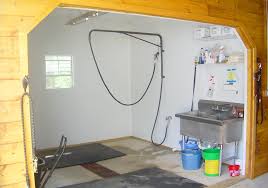 importance of horse grooming stalls