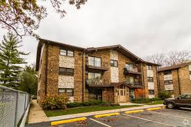 apartments for in riverside il