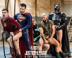 Superman, Batman, Aquaman, Flash & Green Lantern 5-Way Orgy in Justice  League Gay Porn Parody 4