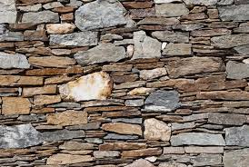 how to build a stone wall that can