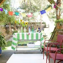 small space outdoor entertaining tips
