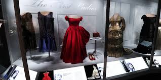 Jill biden is starting her new role as the first lady of the united states in high style. Inauguration Jill Biden Smithsonian Donation Won T Be Inaugural Gown