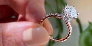 what is a diamond enement ring with