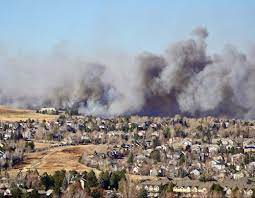 Colorado fires destroy hundreds of homes