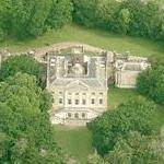 Como el edificio siempre ha sido de propiedad privada, se sabe poco sobre el interior. Castle Goring In Worthing United Kingdom Google Maps
