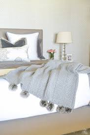 6 easy steps for making a beautiful bed