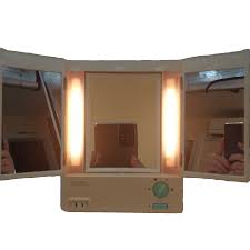 lighted makeup mirror magnifying
