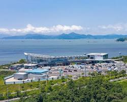 부산 가덕도 여행지 명소 풍경, AI로 생성