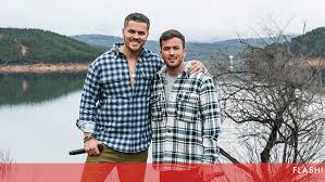 Find top songs and albums by david carreira, including festa (feat. Tears Laughter And A Lot Of Emotion David Carreira And Brother Mickael Gather Thousands Of Fans And Remember Their Childhood Nacional