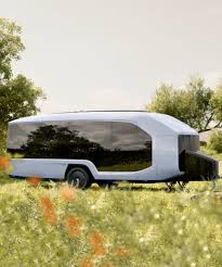 self moving electric travel trailer