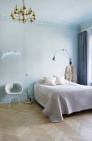 For interest, no matter the time of day, try contrasting tones of equal intensity on walls and ceilings, or taking the color straight up and over to create the ultimate evening retreat.' 7. Baby Blue Bedroom Decor Trendecors