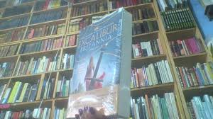 Excalibur es un libro que vuelve loco a quien lo lea. Libro Excalibur Mercado Libre
