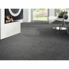 gray wall to wall floor carpet for