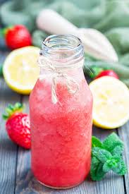 fresh strawberry lemonade super