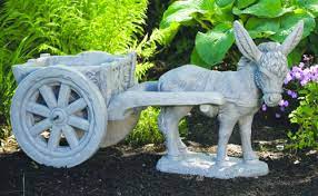 Cart Lawn Ornament Sculpture Statue