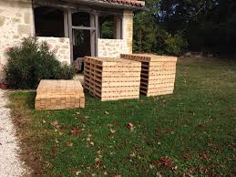 diy pallet hideout for the kids home