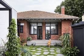 reimagined garden house in australia