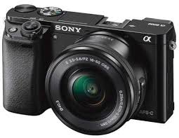 Untuk menggunakan webcam yang ada di laptop, pastikan bahwa kamera tersebut bisa bekerja. 12 Kamera Murah Favorit Youtuber Harga Mulai Sejutaan Pricebook