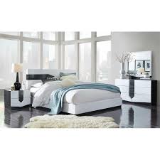 Global Furniture Usa Hudson Queen Bed