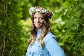 Hit the subscribe button to track updates in player fm, or paste the feed url into other podcast apps. Sommar I P1 Mathilda Hofling Framrostad Till Lyssnarnas Sommarvard 2021 P1 Sveriges Radio