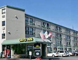 Founded in 1970, days inn is a hotel chain started by cecil b. Days Inn North Of The Falls Niagara Falls Hotels