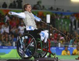 Jcu student 📚 italian fencer 🤺🇮🇹 gs fiamme oro 👮‍♀️ rio2016 🇧🇷 🥇+🥉 team world c. No Limbs No Problem For Italy S Fencing Superstar Today