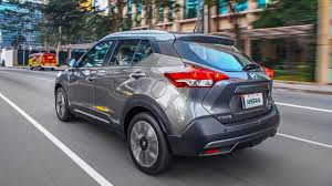 Edmunds also has nissan kicks pricing, mpg, specs, pictures, safety features, consumer reviews and more. Review The Not For Brits Nissan Kicks Reviews 2021 Top Gear