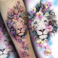 Tatuagem feminina leao no braço. Pin Em Leao Lion