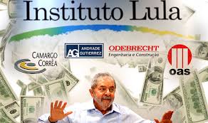 Resultado de imagem para Lula e as "tralhas": charges