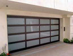 Standard Automatic Garage Doors At Rs