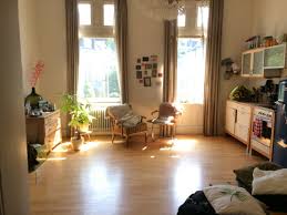 Die angebotenen wohnimmobilien teilen sich auf in 7 mietwohnungen bzw. 2 Zimmer Wohnung Zu Vermieten Schwimmbadstrasse 13 79100 Freiburg Im Breisgau Wiehre Mapio Net