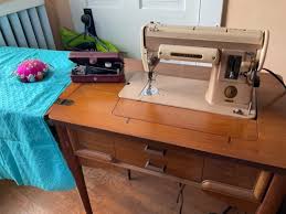 singer sewing machine cabinets
