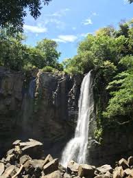 picture of nauyaca waterfalls