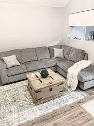 Altari 2 Piece Sectional With Chaise