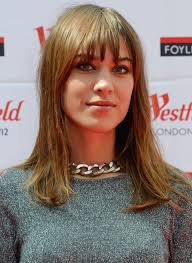 Opt for curtain bangs and layered hair. 40 Fringe Hair Cuts For 2019 Women S Hairstyle Inspiration