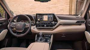 2021 toyota highlander harvest beige